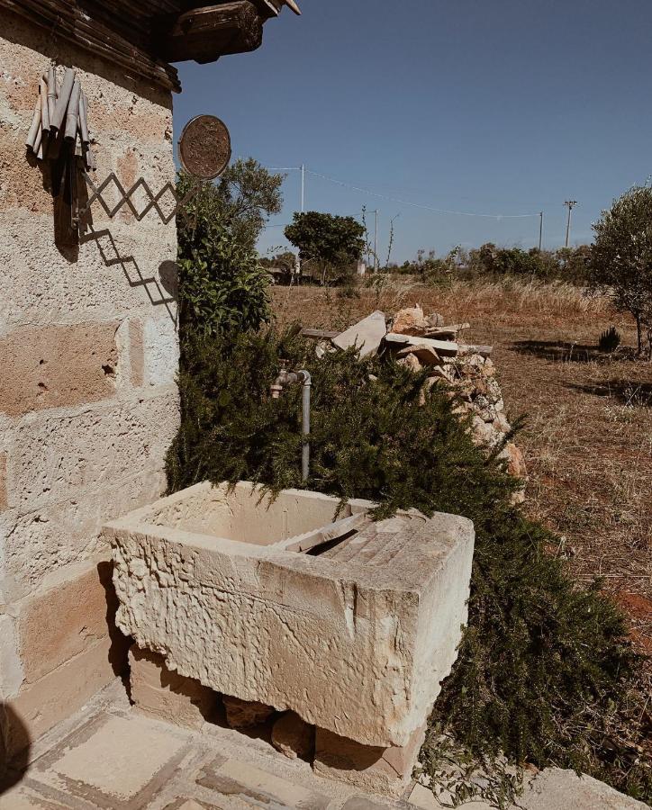 알리스테 Trullo Contrada Stracca 게스트하우스 외부 사진